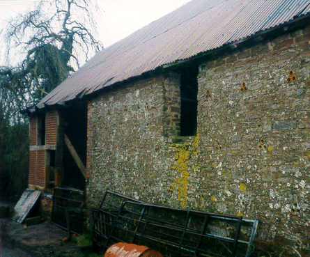 Bilfield, barn